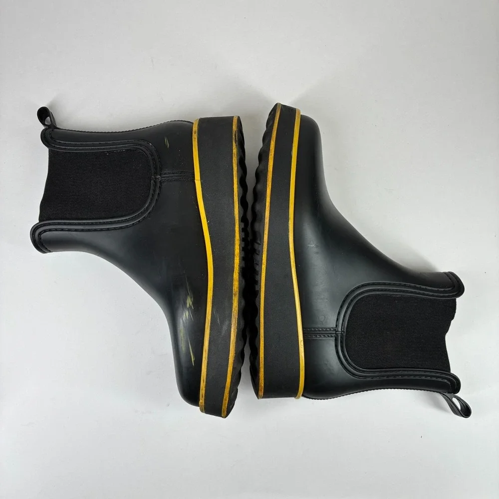 Bernardo Willa Women's US 8 Black Yellow Waterproof Platform Chelsea Rain Boots